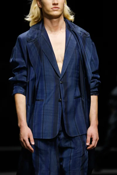Look 47